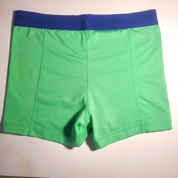 Nike Pro Compression Shorts Women's Size Medium Green EUC - Picture 5 of 7
